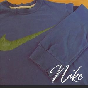 Nike, M, long-sleeve logo t-shirt